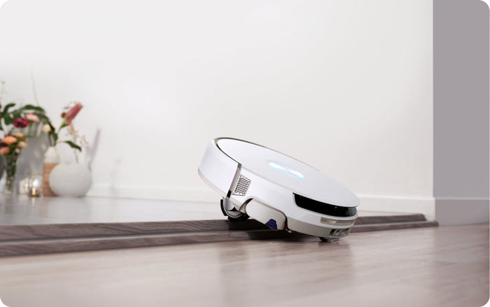 //narwal.fi/cdn/shop/ax12-reach-every-image1?v=1765550892&width=700